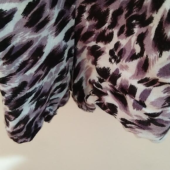 Fcny Women's Size Small animal print romper - Picture 4 of 9